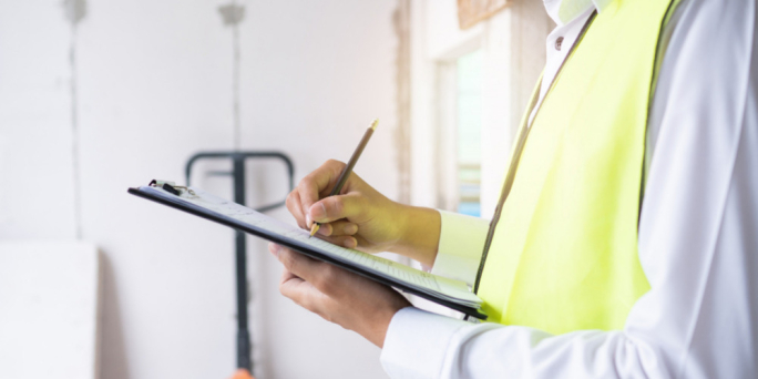 Munkaeszközök, gépek üzembe helyezése